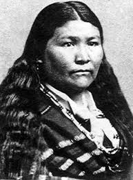 Pine Leaf, Woman Chief Of The Crow : r/vintagelesbians