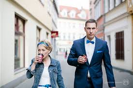 Hochzeit dienstleister aus erfurt bei alles zur hochzeit, kategorie: Andrea Stefan Eine Hochzeitsfeier Mit Chucks Und Jeansjacke In Erfurt