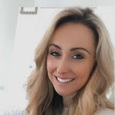 Hannah Limb's Instagram, Twitter & Facebook