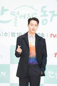 Initially beginning a career in the modelling industry, jang debuted . Jang Ki Yong Enlists In Active Duty On August 23 Yg Place Time Undisclosed Newsdir3