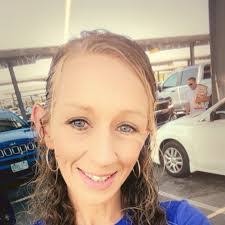 Cyndi Waters's Instagram, Twitter & Facebook