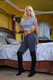 Private detective girl Nicolette Shea caught cum shot from handsome Johnny  Sins (🔥 Nicolette Shea, Johnny Sins in ⚡ Brazzers)