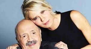 La loro sembra un'unione perfetta: Maurizio Costanzo Compleanno E Nozze D Argento Con Maria De Filippi Il Mattino It
