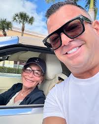 Phillip Kasik's Instagram, Twitter & Facebook