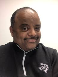 Helena Hall (@helenahall1)