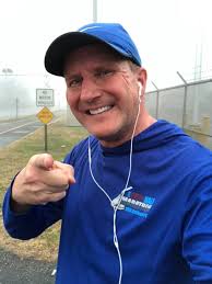 Is anybody in SA Pa now. How bad is the fog? 😄 also is a thick jacket  needed? Thank you