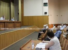 Cadrul legal existent va fi ajustat la legea cu privire la avocatul poporului (ombudsmanului), care a fost adoptată de către parlament la 3 aprilie 2014 și a intrat în vigoare la 9 mai curent. Avocatul Poporului Vocea Poporului