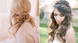Half up half down short hair options are to curl the entire head either leaving the curls tight or run your fingers through to loosen them up. 16 Stunning Half Up Half Down Wedding Hairstyles Weddingsonline