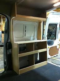 Diy Mobile Camper Turn A Rusty Van Into A Comfy Home In 5 Amenagement Camionnette Fourgon Amenage Camping Car Utilitaire Amenage