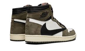 The travis scott x air force 1 low 'cactus jack' is a unique creation featuring the rapper's trademark utilitarian cues. Air Jordan 1 High Og Ts Sp Travis Scott Cd4487 100 2021
