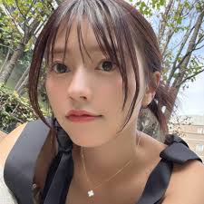 坂口杏里 sex そんな彼女の微笑にそんな完璧な美貌により一層の華やかさを加えているのがそのお顔立ち。