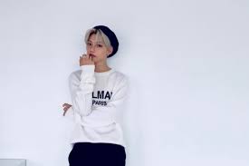 10 Pesona Felix Stray Kids Bertopi Beret Dari Imut Hingga Cool