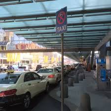 Synonyms for taxistand in free thesaurus. Taxistand Terminal 1 Flughafen Terminal 1
