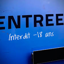 On est allé voir ce que sont devenus les sex shops, notre enquête à Nantes