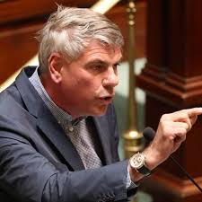 Überzeugend in qualität und auswahl! Filip Dewinter Ik Begrijp De Voorzichtigheid Van Mijn Jonge Partijvoorzitter Radio 1
