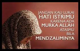 Saya taat beragama dan mengenakan jilbab hingga sekarang. Menyakiti Hukum Isteri Terasa Hati Dengan Suami