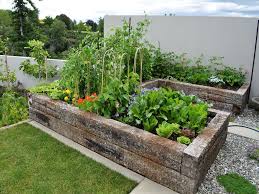Home Vegetable Garden New England Linox Home Jardines Decorar Jardines Pequenos Decoraciones De Jardin