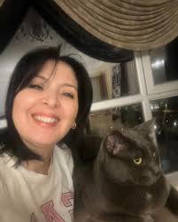 Hastalığın verdiği sıkıntının üstesinden gelme cesaretine sahip ve yardım  alma girişimindeki tüm duygudurum bozukluğu olan hastalara…..  #depresyonterapisi #irvindyalom “Beni görünürde iyileştirmişlerdi, fakat  şimdi nerede yanlış yaptıklarını ...