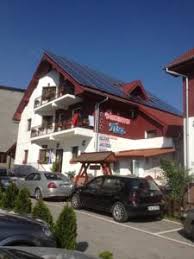 Pensiunea sebastian din baile felix renovata 2015, situata exact in centrul statiunii, langa lacul cu nuferi la mica distanta de strandul apollo cu apa termala si de noul aquapark felixarium, cel mai modern din romania. Pensiunea Tisa In Baile Felix Romania Lets Book Hotel