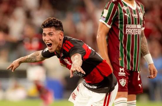 Flamengo vence o Fluminense e mant&eacute;m lideran&ccedil;a do Brasileir&atilde;o | BandSports