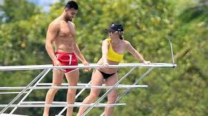 Xrco award (2007) avn awards (2008) avn awards (2009) imdb id 1231373 iafd annetteschwarz annetteschwarz.com медиафайлы на викискладе в википедии есть статьи о других людях с фамилией шварц. Paparacci Pokazali Realnuyu Figuru Britni Spirs Foto Publika Md Aici Sunt Ètirile