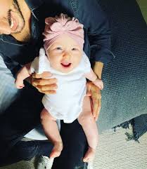 It shows the ambitions of the portuguese bourgeoisie in the early 16th century. Ines Aires Pereira Cada Vez Mais Rendida A Sua Bebe Atualidade Sapo Lifestyle