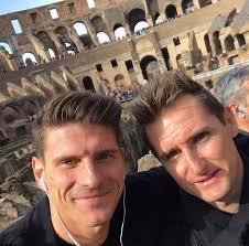 With my coach....😎😁 #Miro #Colosseum #Roma DFB-Team (Die Mannschaft)