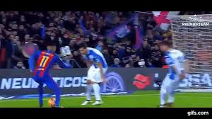 Neymar jr best skills with commentary / crowd reaction. 5 Reminders Why Neymar Jr Is The Next King Of Football Urban Pitch