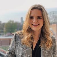 Corinne King's Instagram, Twitter & Facebook