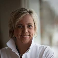 Amazon.ca: Sandra Moore: books, biography, latest update