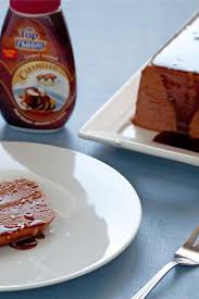 Potete utilizzare il tipo di cioccolato che preferite, fondente, al latte o bianco, a seconda dei vostri gusti e di ciò che avete in casa. Semifreddo Al Cioccolato Top Al Caramello E Sale Di Maldon