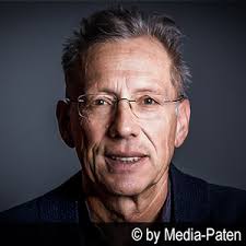 Das bestätigte sein management gegenüber focus online. Synchronsprecher Von Raphael Sbarge Buchen Media Paten Com