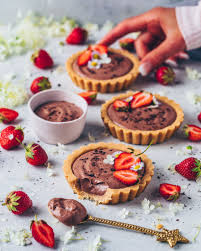 Vegan Chocolate Mousse With Aquafaba Bianca Zapatka Recipes Recipe Vegan Chocolate Mousse Vegan Chocolate Desserts