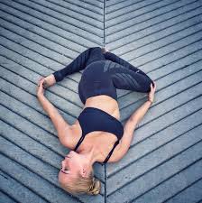 Kristenpro In The Aloyoga High Waist Airbrush Legging Yoga Inspiration Yoga Poses Advanced Basic Yoga Poses Basic Yoga