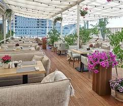 Restorany S Letnej Verandoj I Terrasoj V Sankt Peterburge Letnij Restoran