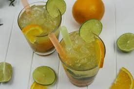 Einfaches Rezept Super Leckerer Orangen Mojito Cocktail Schnell Gemacht In 2020 Mojito Lecker Rezepte