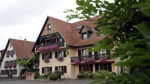 La compagnie flixbus peut également vous apporter des informations sur la gare routière de strasbourg place de l'étoile en appelant le +33 (1) 763 60 412, du lundi au vendredi, de 08h00 à 18h00. Hotel A L Etoile Hotel Restaurant Etoile Spa Alsace Mittelhausen