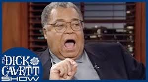 Cette annonce vient enfin mettre un terme à des mois de spéculations sur la présence ou non au générique de dark vador. James Earl Jones On Using His Darth Vader Voice In Public The Dick Cavett Show Youtube