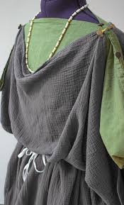 What women wore and how they wore it in ancient rome allowed those around them to know the woman's class, marital status, and sometimes the garment that all women aspired to wear was a stola, a simple and beautiful dress like garment that was held together across the shoulders with tiny. Ancient Roman Stola In Cotton Gauze Etsy