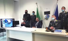 Scopri i servizi bancari e finanziari per famiglie e privati offerti da banca unicredit online: Mazzette A Ferrara Per False Revisioni A Camion Da Tutta Italia Sette Arresti Estense Com Ferrara