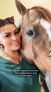 Vicki Clift's Instagram, Twitter & Facebook