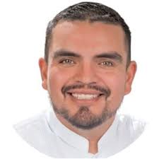 Salvador Blancas's Instagram, Twitter & Facebook