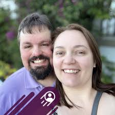 Does anyone know how school refund checks work and when do you usually get  them. I'm a freshman in college. I go to northeast community college