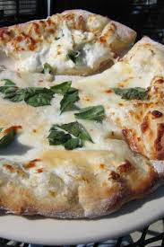 White Pizza Or Pizza Blanca Recipe Done In 10 Minutes Gourmet Pizza Recipes Gourmet Pizza Food