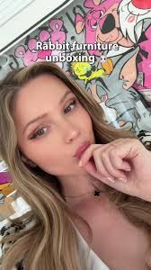 Adorable Cat Reactions When Owner Arrives Home