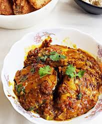 Pin By Neelu Sharma On Eat Curry Recipes Fish Curry Recipe Fish Recipes