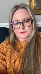 Kellie Keller's Instagram, Twitter & Facebook