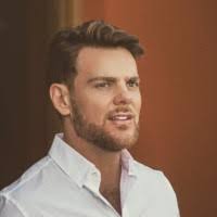 200+ perfis com “Sherman”