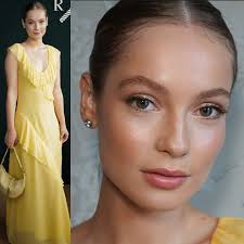 Hannah Dodd looked beautiful in Ralph Lauren whilst attending Wimbledon 🎾  Makeup by Sara Hill and hair by Josh Knight 💛 @hannahfkdodd @ralphlauren  @sarahillmakeup @knightjosh #hannahdodd #ralphlauren #sarahillmakeup  #joshknight #wimbledon #bridgerton ...