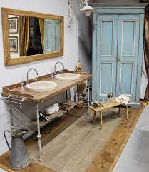 Mobile Da Bagno Realizzato Su Struttura In Ferro Battuto Invecchiato Con Top In Rovere Antico Trattato E Protet Mobile Bagno Bagno Italiano Idee Bagno Rustico